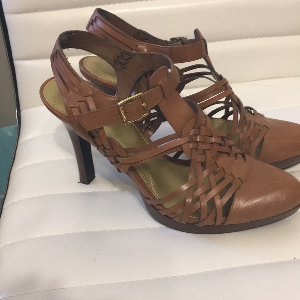 Ralph Lauren buckled pumps